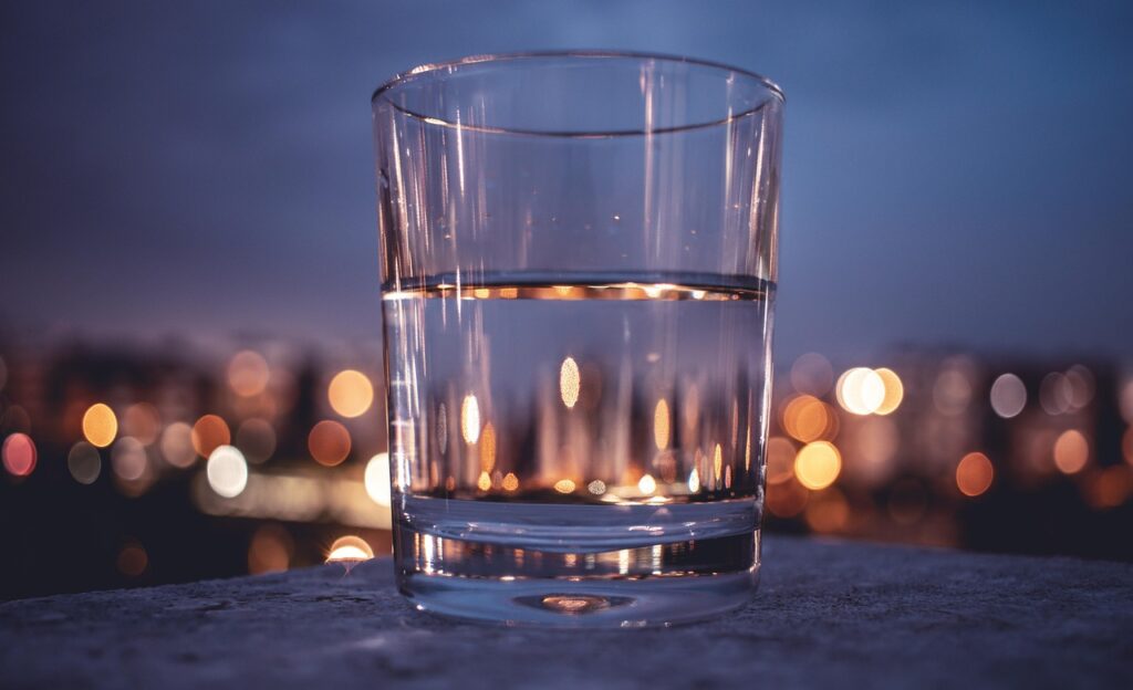 boire de l'eau avec du sel